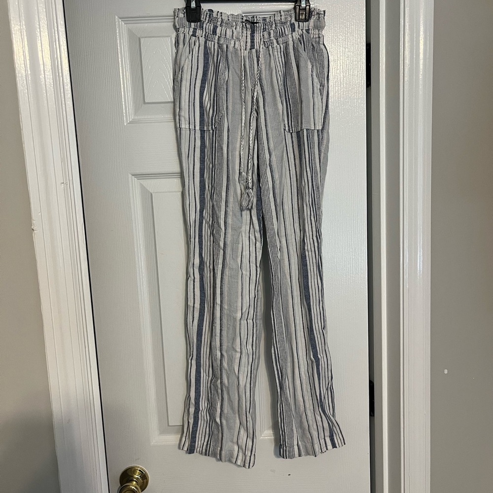 Rewash Blue and White Pants with Relaxed Fit